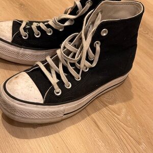 Black High-Top platform converse- size 6